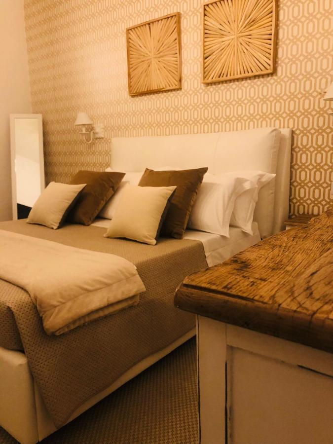 Domus Alberta Lecce Bagian luar foto